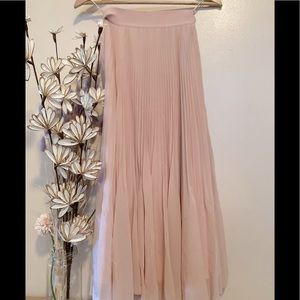 Pleated chiffon midi skirt🌷